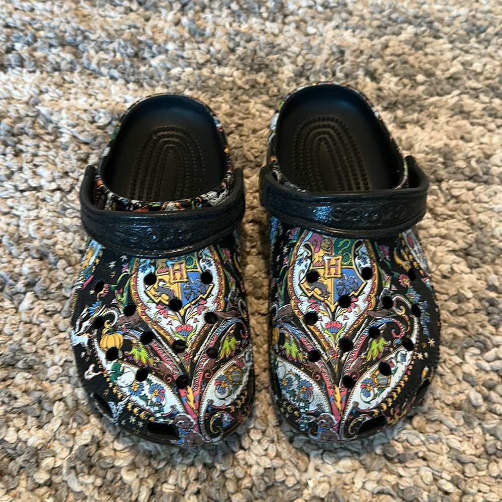 Crocs Harry Potter Crocs by Vera Bradley Size 5